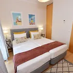 Seahorse Luxury With Pool And Seaview شقة